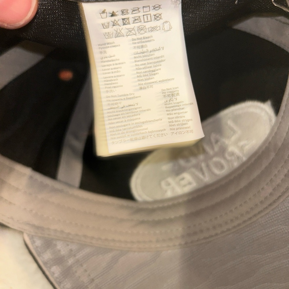 Land Rover Gray Cap - Picture 8 of 9